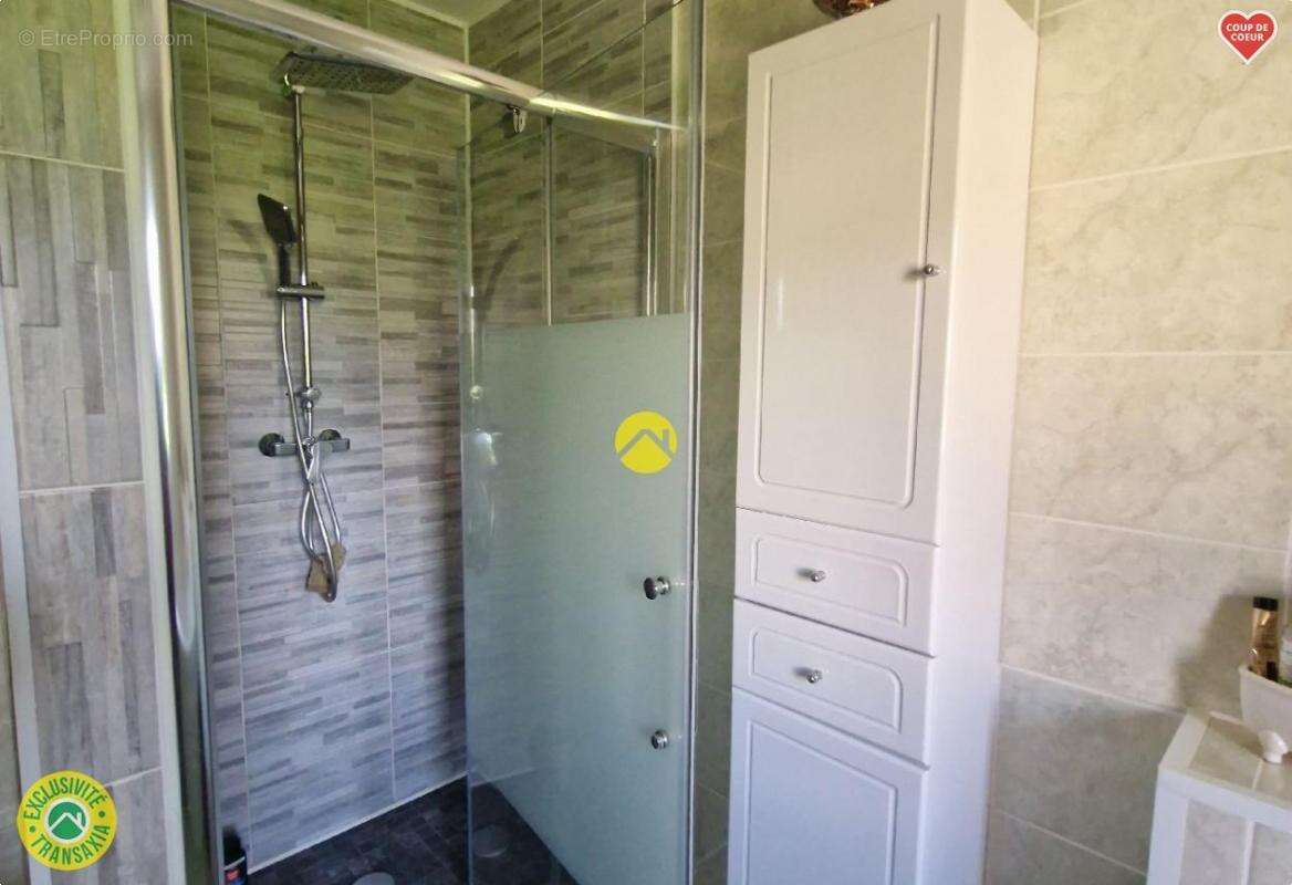 Maison à LA GUERCHE-SUR-L&#039;AUBOIS