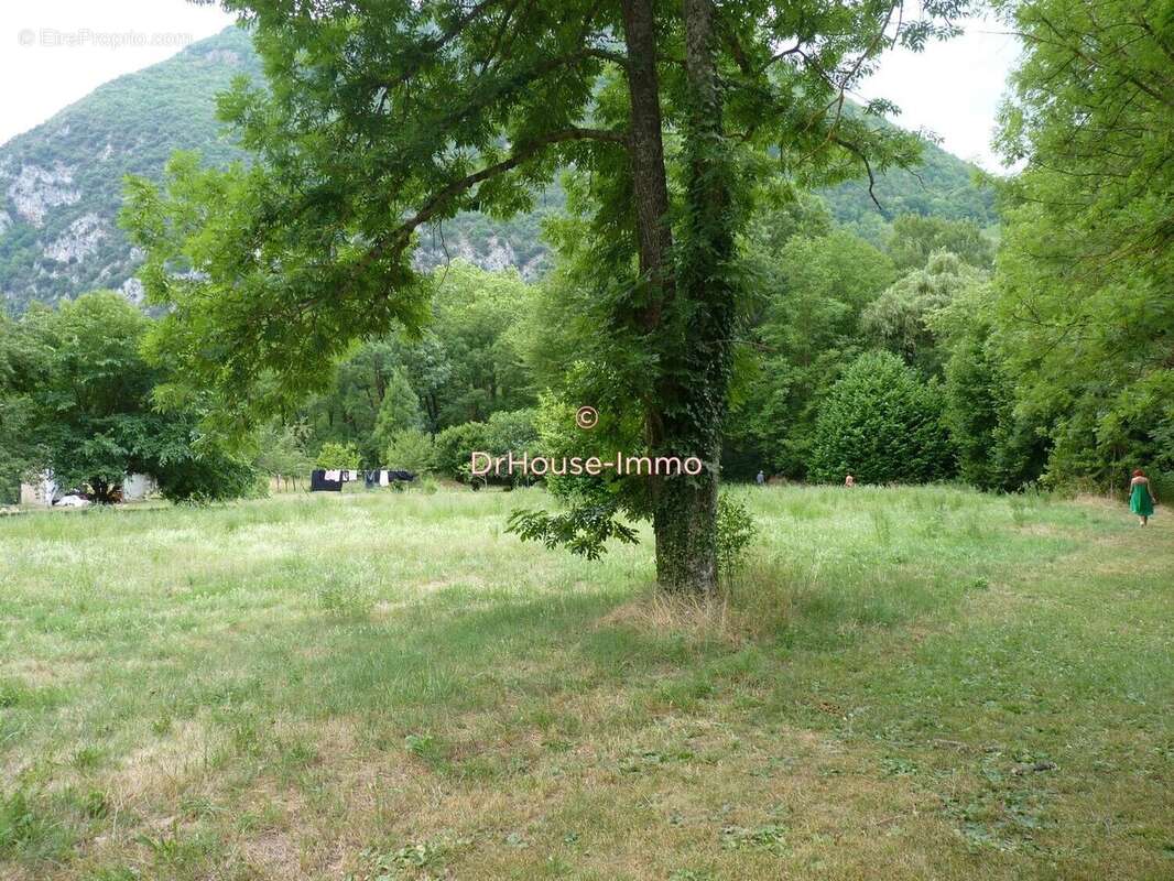 Terrain 1740 m² à Niaux  - photo 12