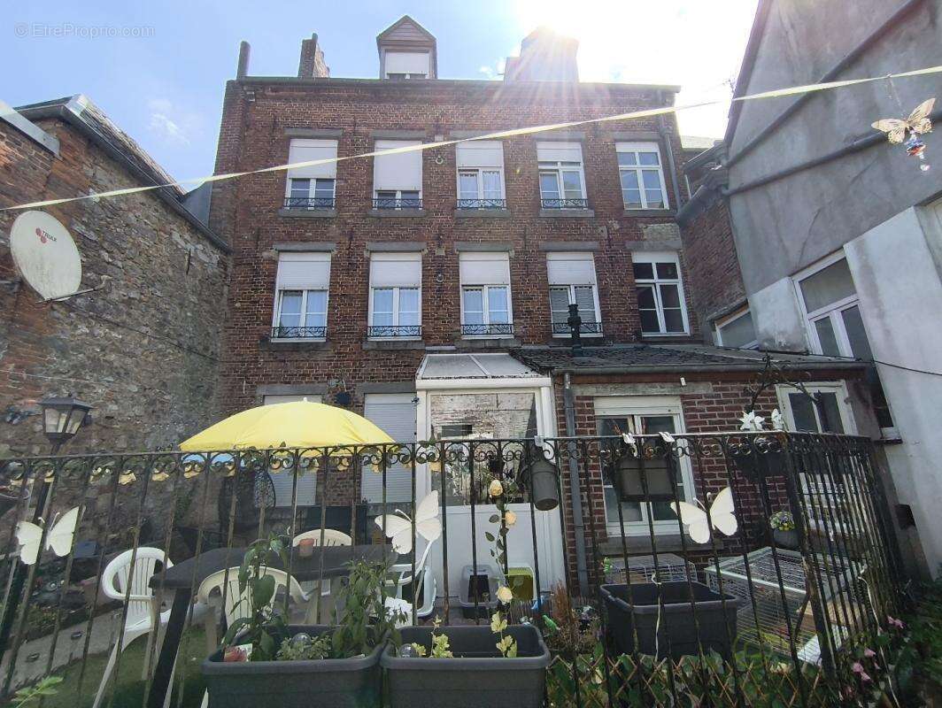 Appartement 257 m² à Avesnes-Sur-Helpe  - photo 13