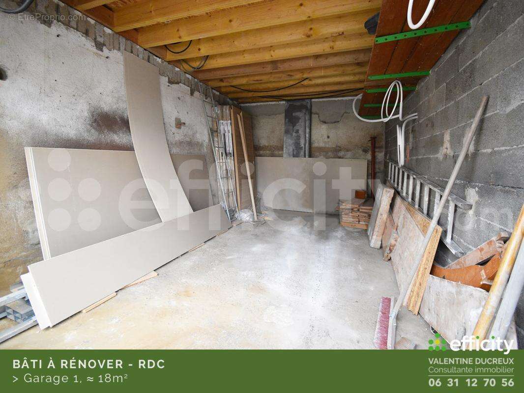 Maison à CHAZELLES-SUR-LYON