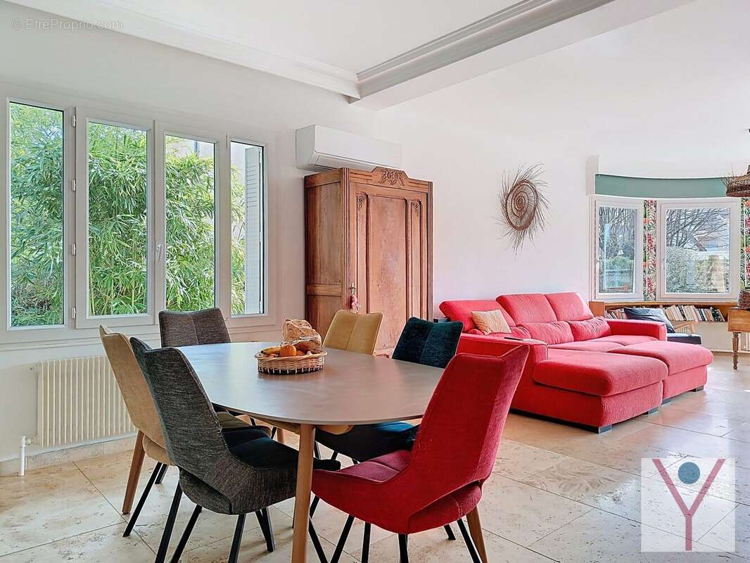 Maison à VILLEFRANCHE-SUR-SAONE