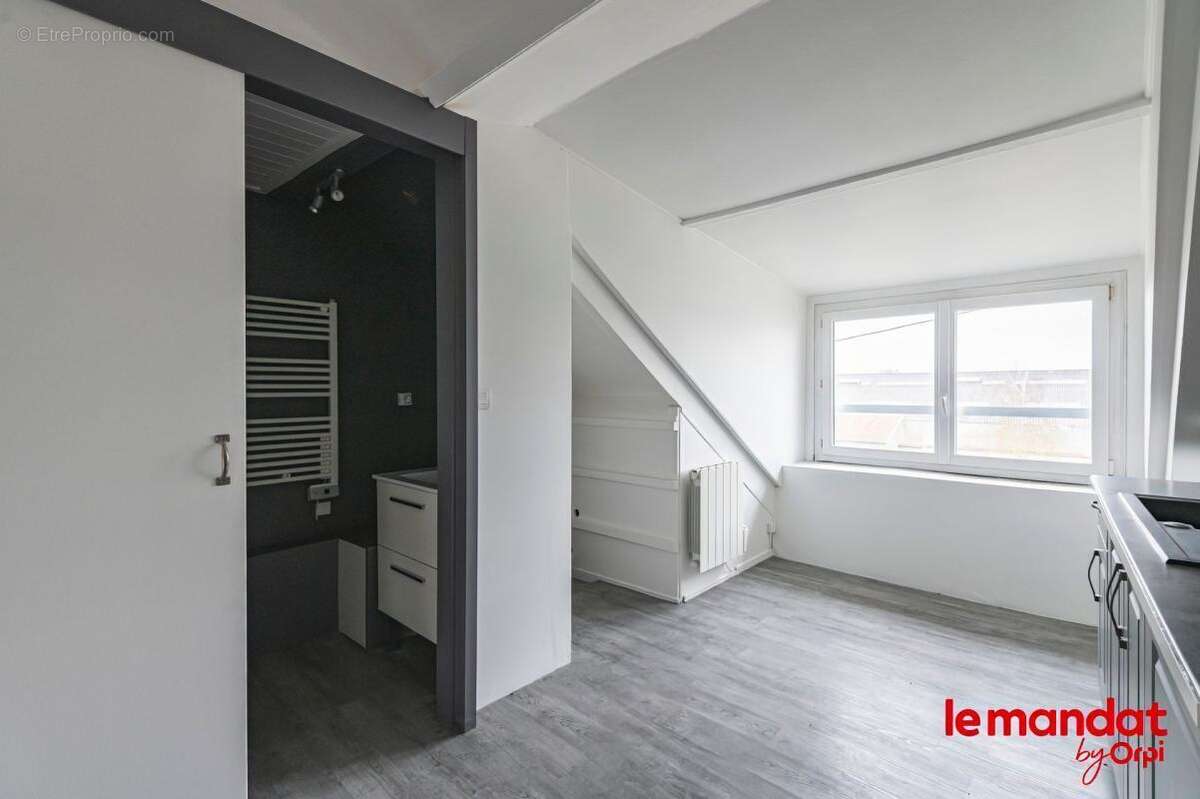Appartement à SAINT-BRICE-COURCELLES