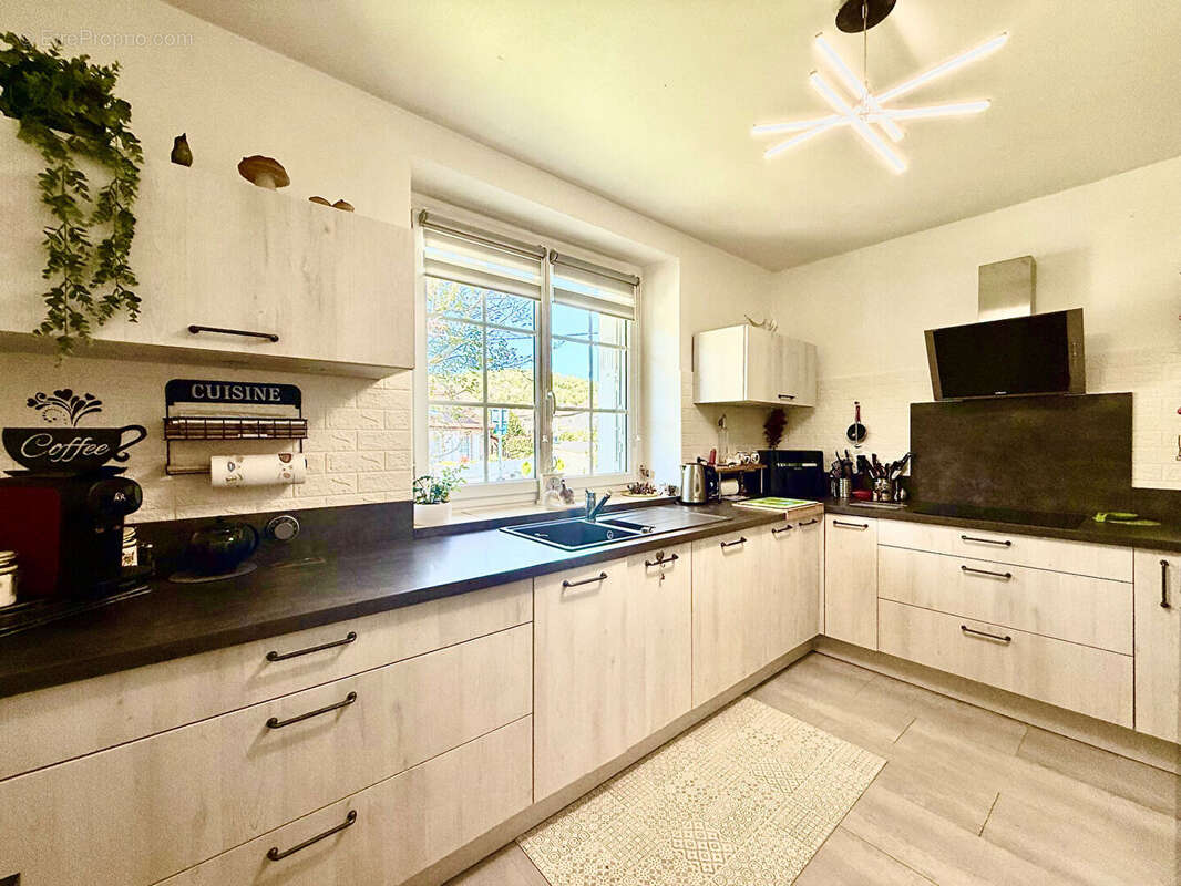 Maison à MALEMORT-SUR-CORREZE