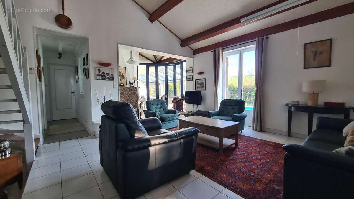 Maison à SAINT-JEAN-SUR-VEYLE