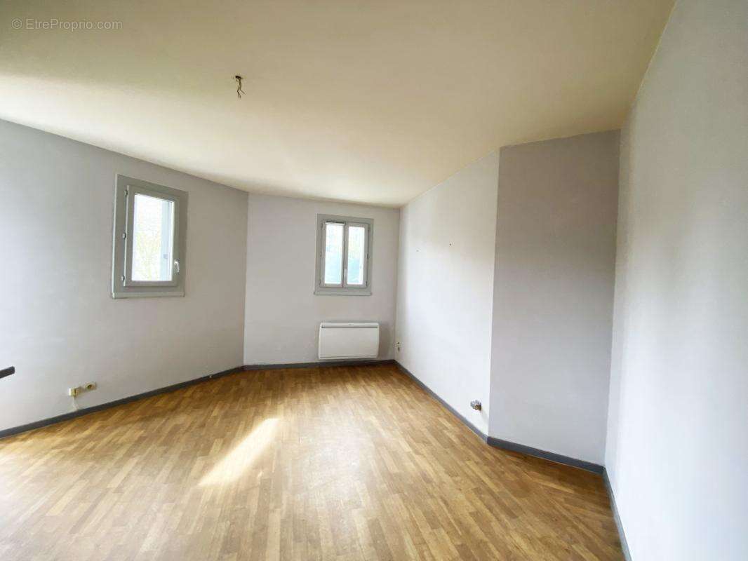 Appartement à SAINT-AMANS-SOULT