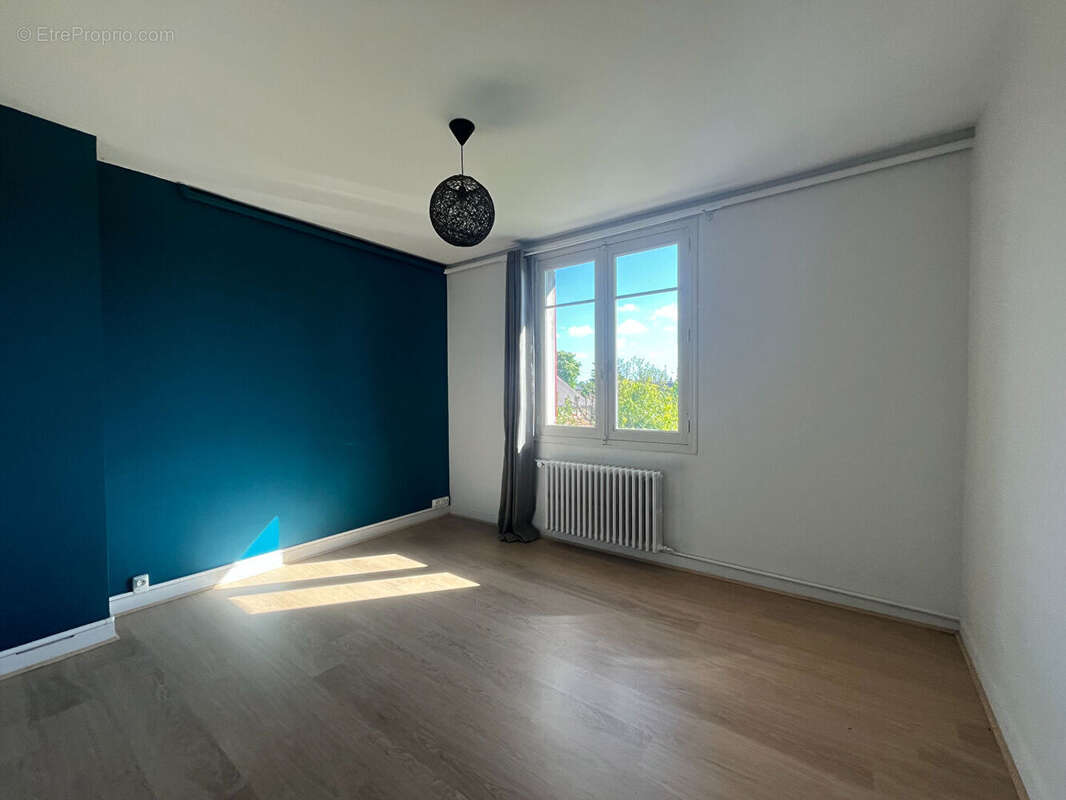 Maison à AUBIGNY-SUR-NERE