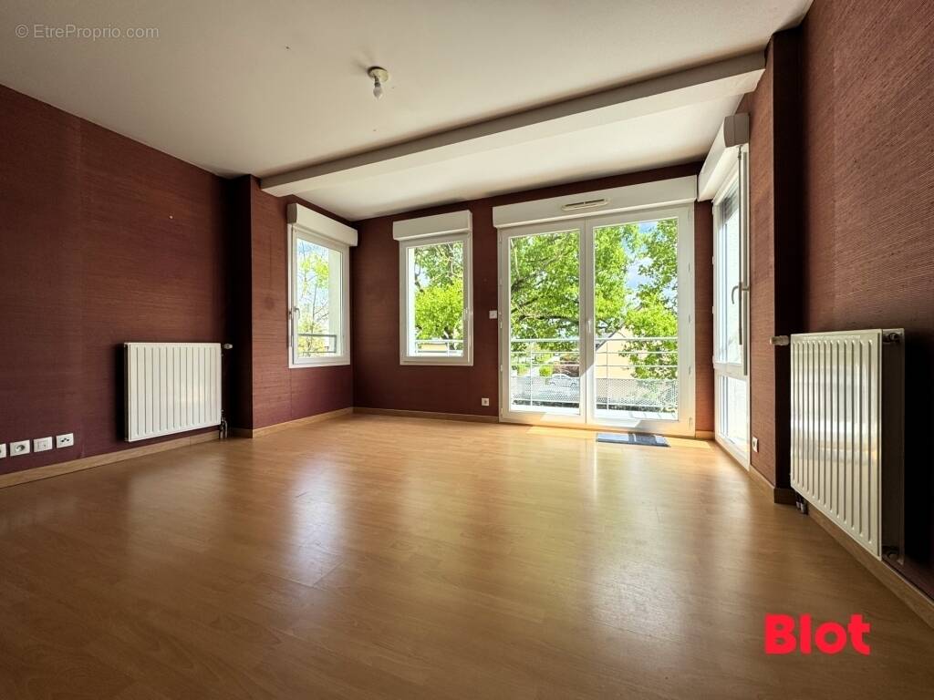 Appartement à CHATEAUBOURG