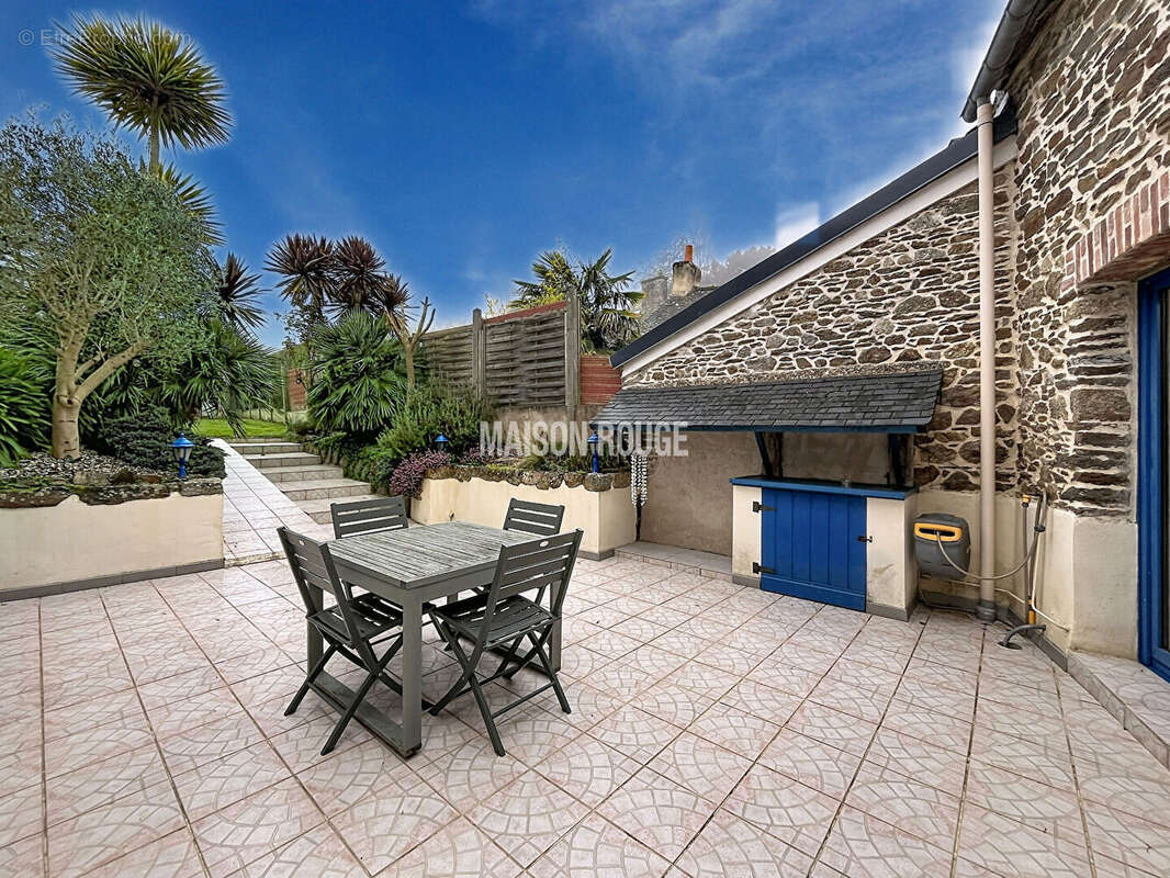 Charmante maison rénovée avec goût, jardin sans vis-à-vis et espace détente - photo 22