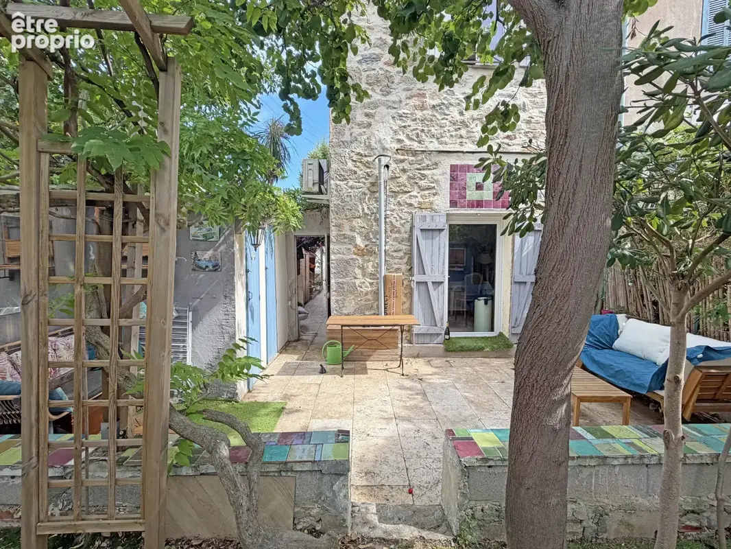 Maison à HYERES