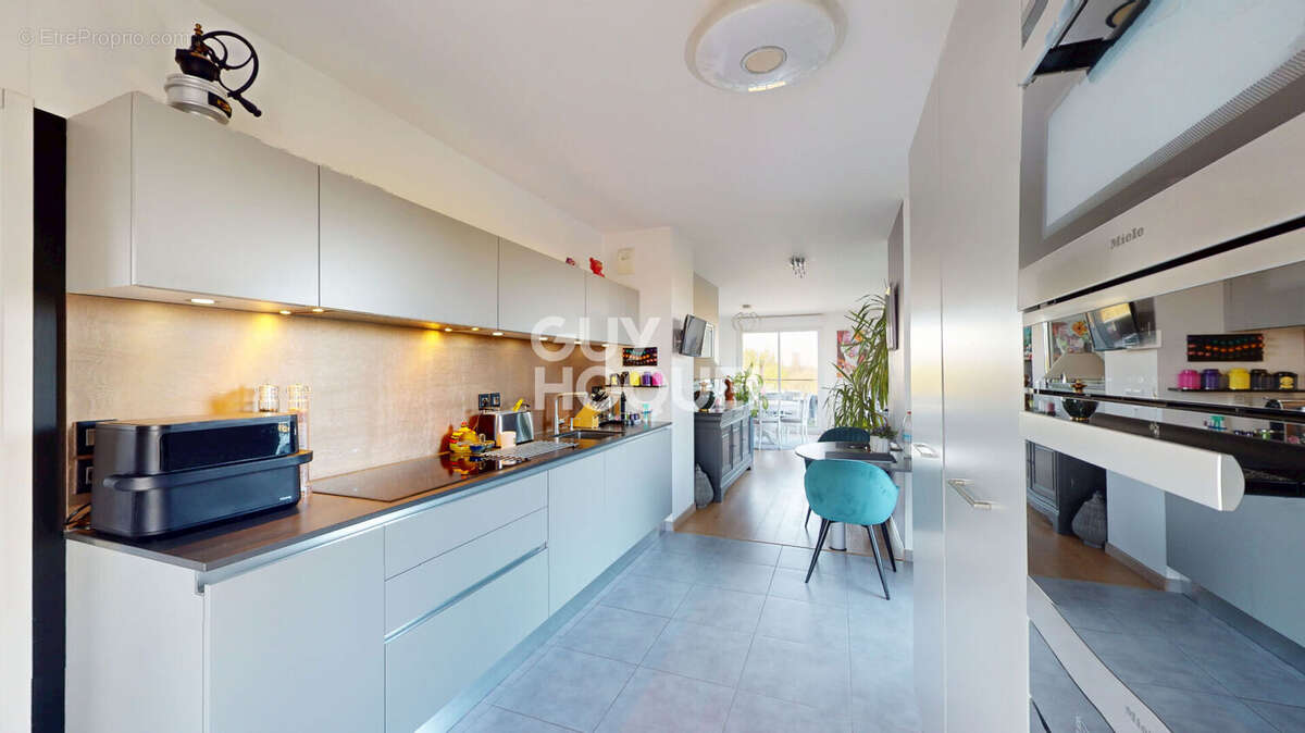 Appartement à SAINT-SEBASTIEN-SUR-LOIRE