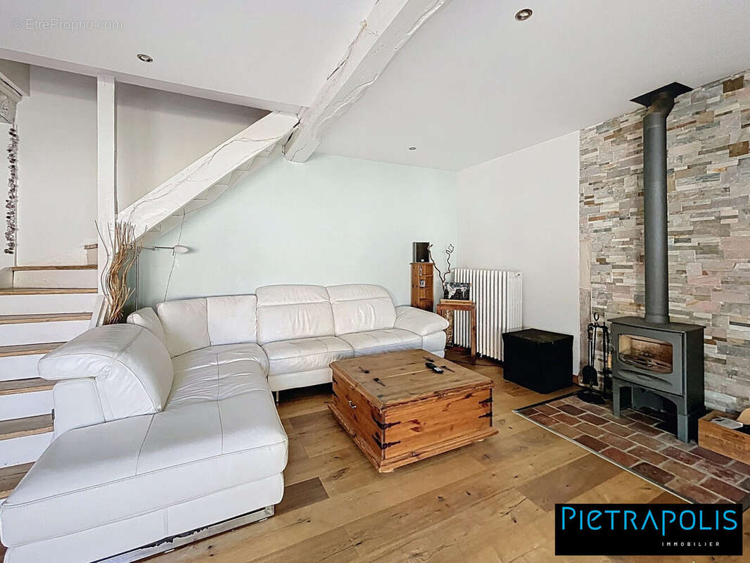 Maison à SAINT-DIDIER-SUR-CHALARONNE