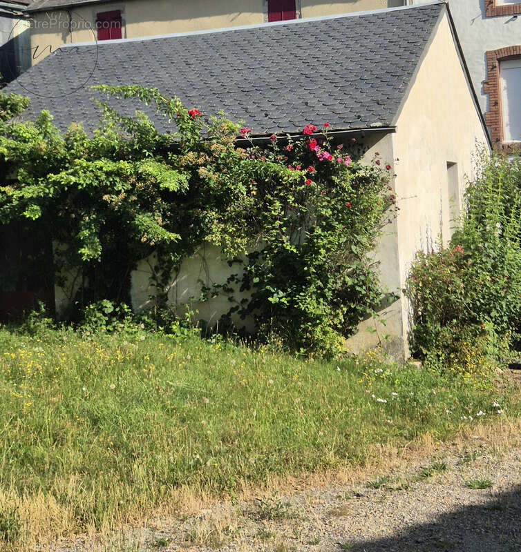 Maison à LACAUNE