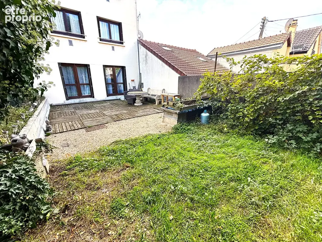 Photo Appartement à Argenteuil au prix de 248 000€