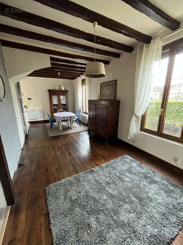 Maison à PARAY-VIEILLE-POSTE