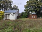 Terrain à SAINT-JACUT-LES-PINS