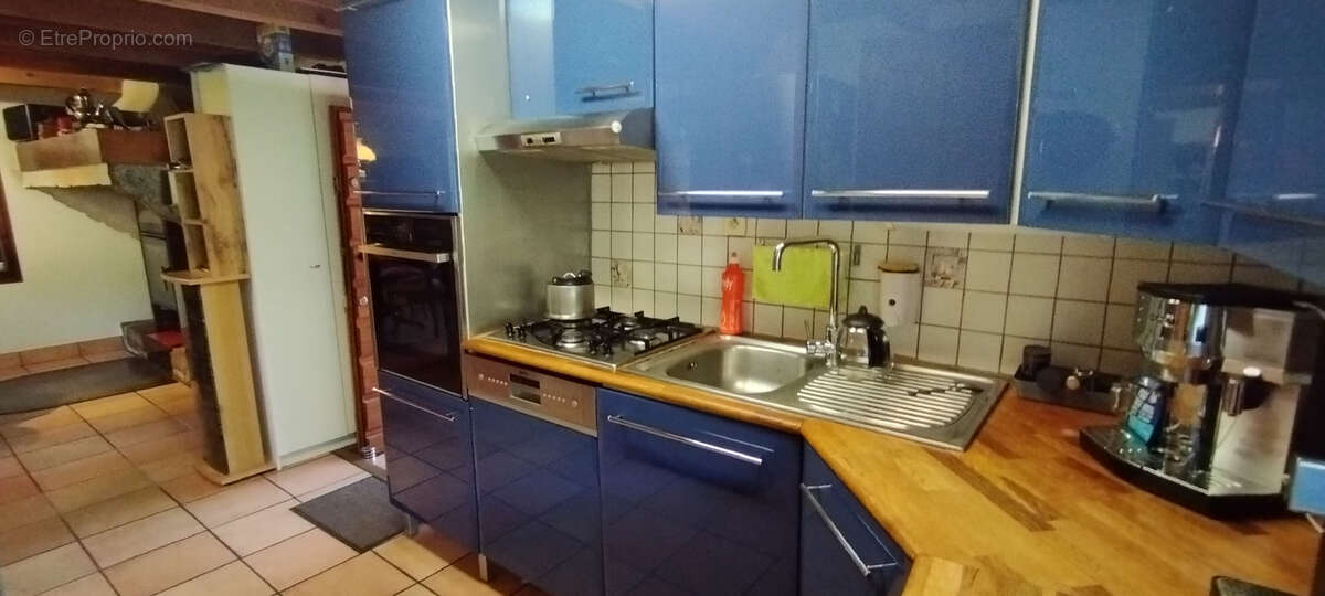 Maison isolée au sommet de 3 ha de bois - photo 6