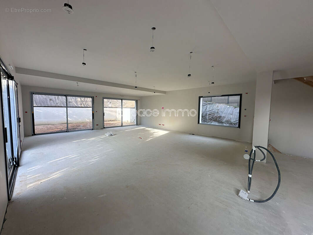 Maison à BOIS-GUILLAUME