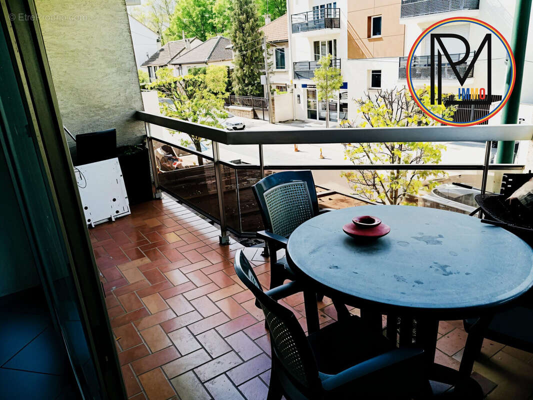 Appartement à PONTAULT-COMBAULT