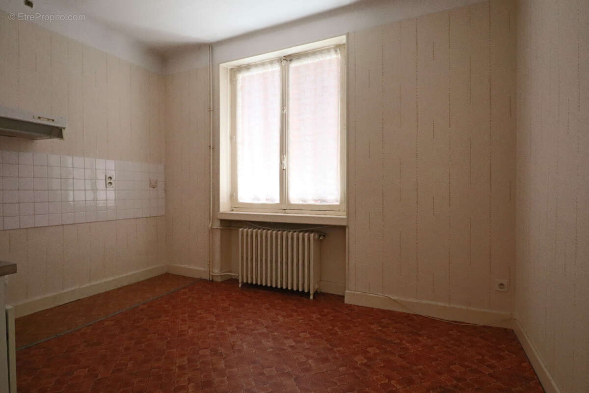 Appartement à SAINT-SAUVES-D&#039;AUVERGNE