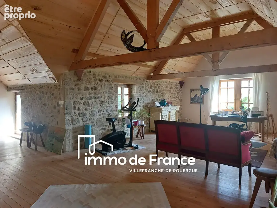 ancien corps de ferme T5 sur terrain de 27638m² avec 2 chevaux - photo 9