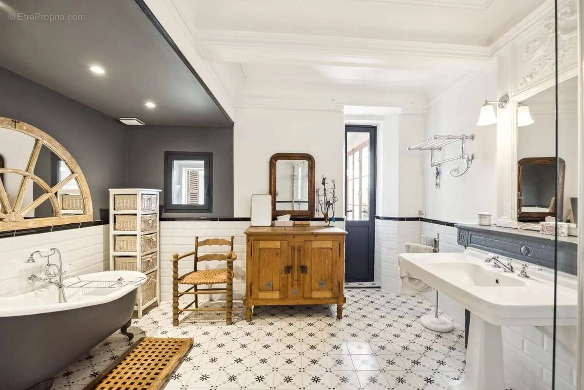 Maison à LA COLLE-SUR-LOUP