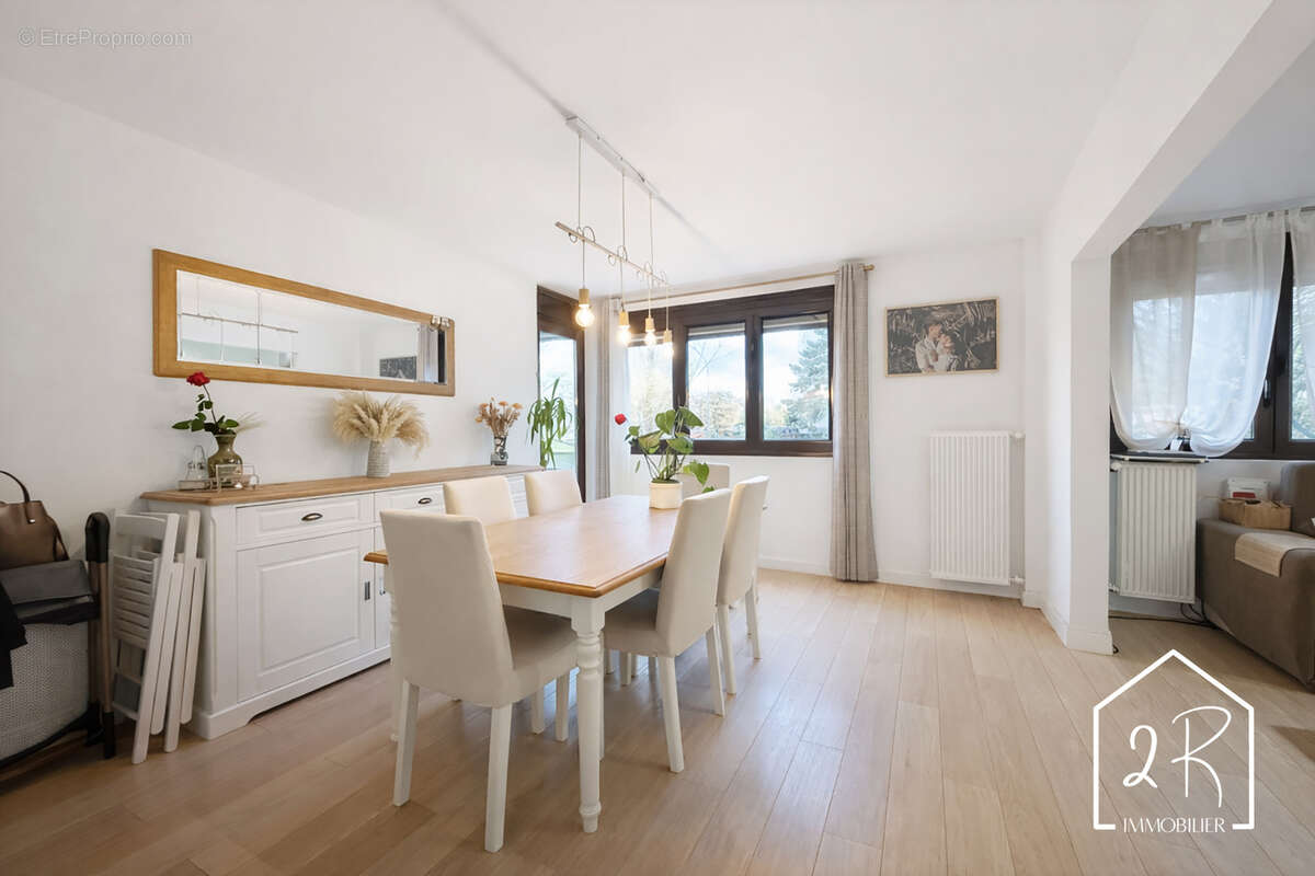 Appartement à SAINT-PRIEST