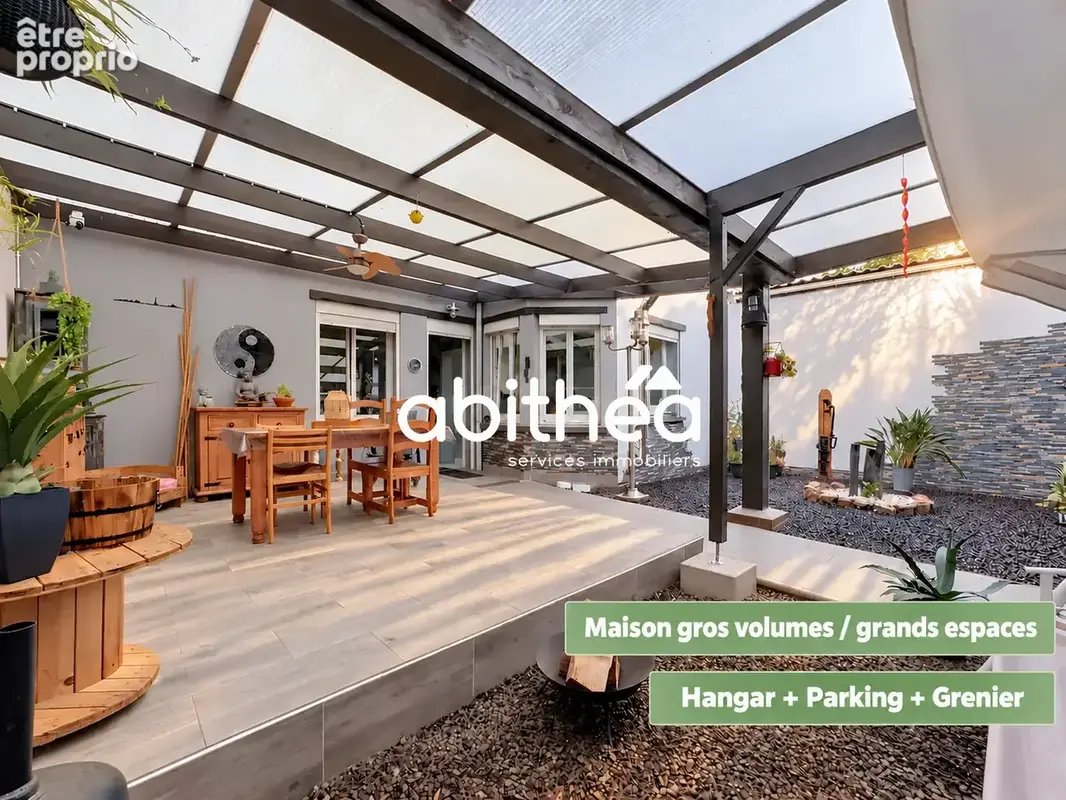 Une maison familiale aux volumes généreux et aux nombreux atouts - photo 1