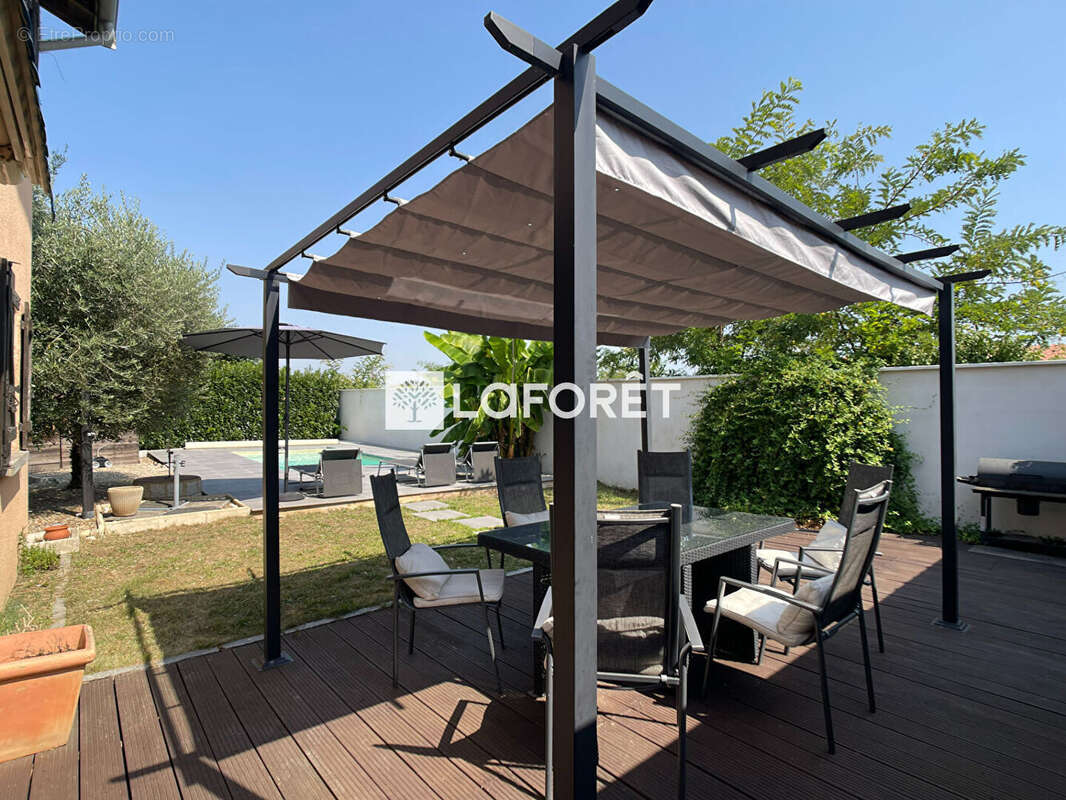 Maison à SAINT-DIDIER-DE-FORMANS