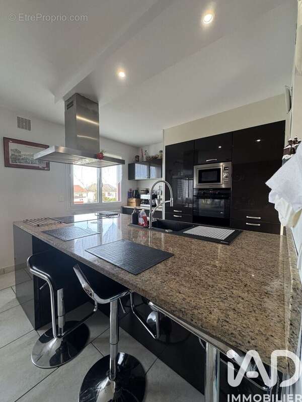 Photo 2 - Maison à SAINT-GERMAIN-DU-PUY