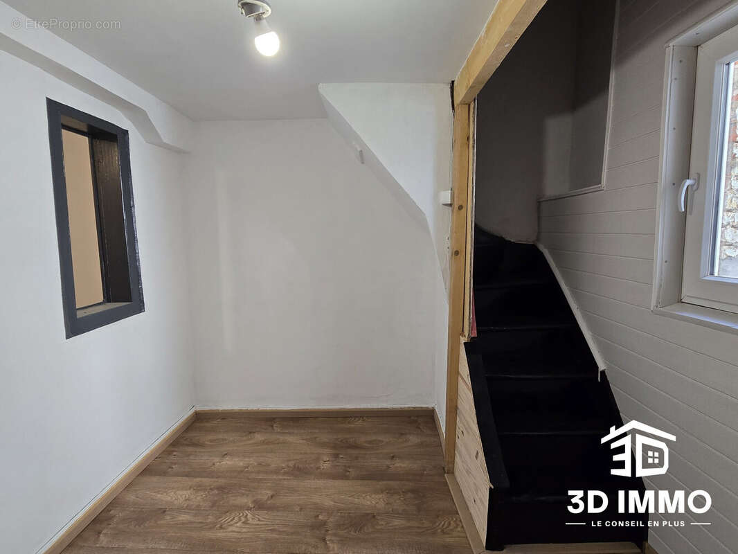 Maison 63 m² à Avesnes-Sur-Helpe  - photo 5