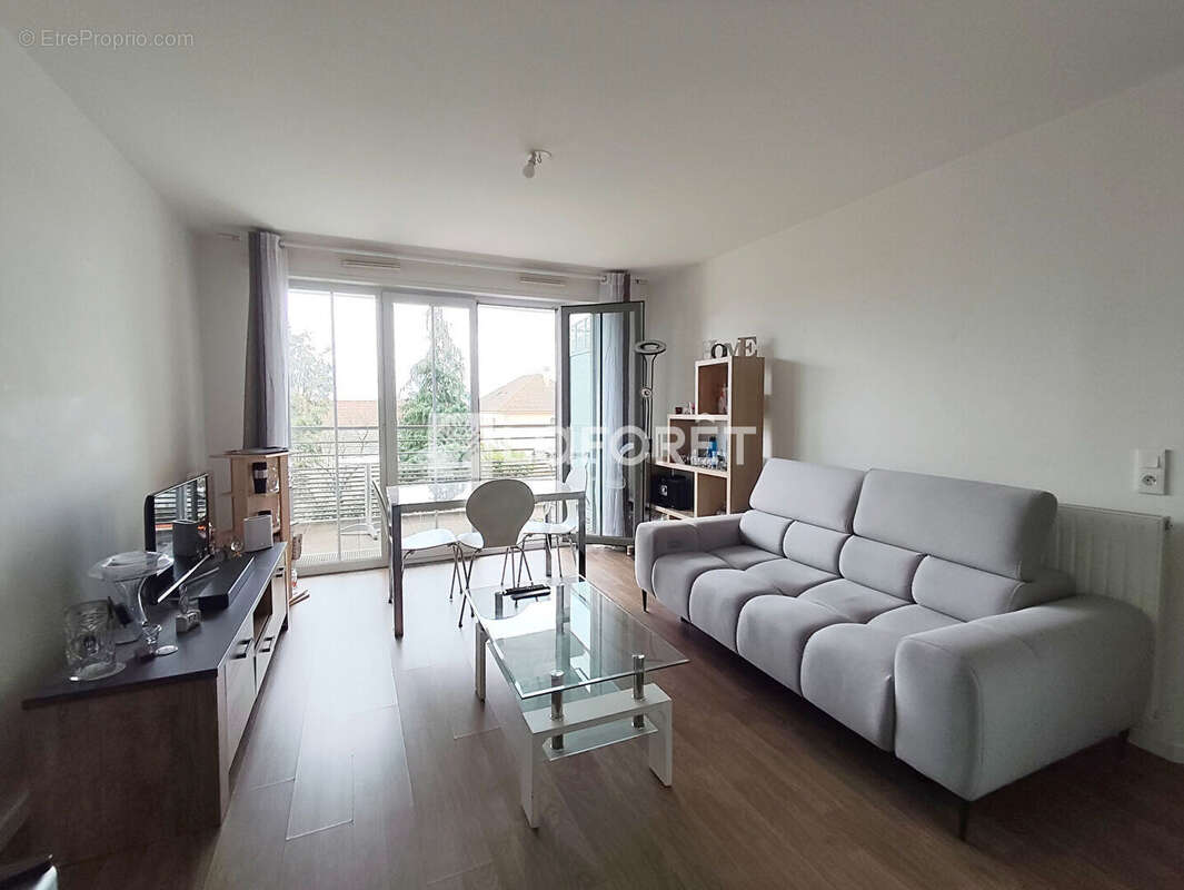 Appartement à JUVISY-SUR-ORGE