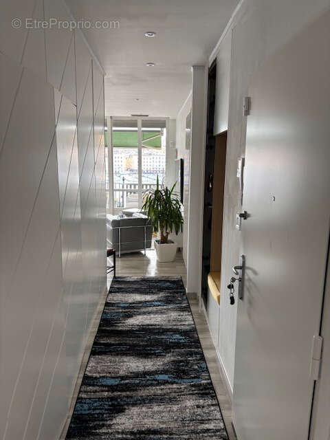 Appartement à MARSEILLE-2E
