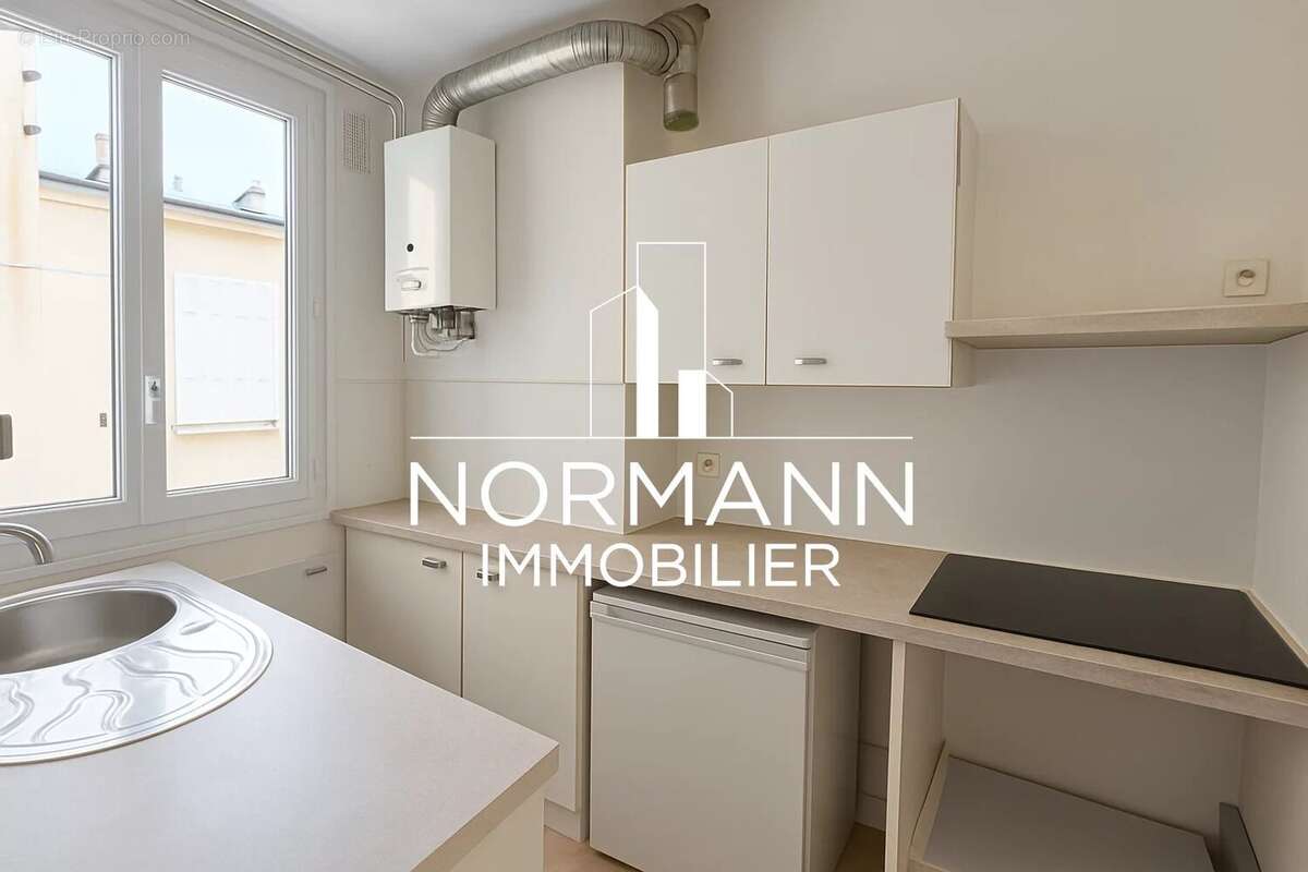 Appartement à NEUILLY-SUR-SEINE
