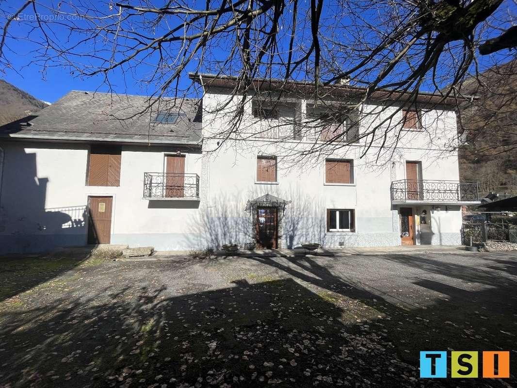 Maison à SALLES-ET-PRATVIEL