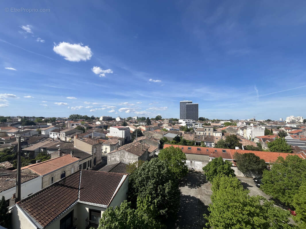 Appartement à BORDEAUX