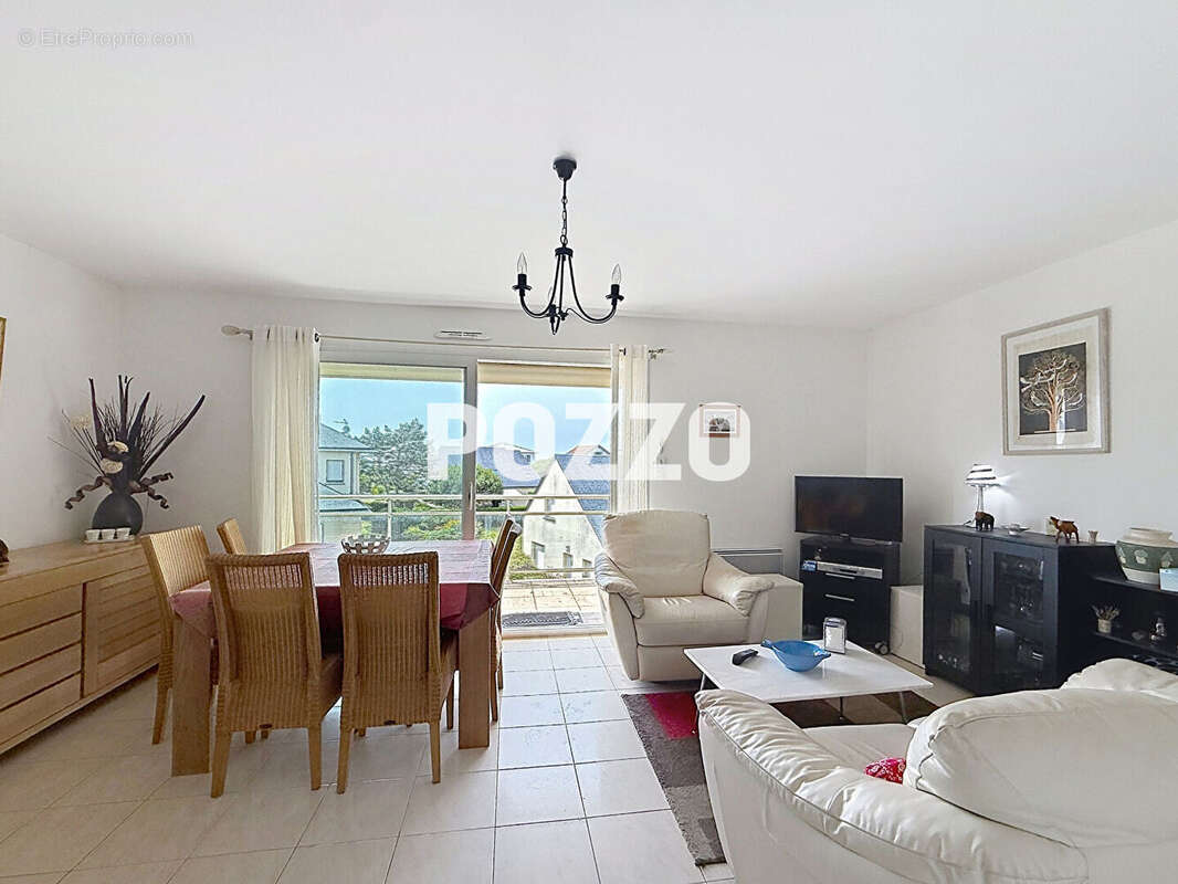 Appartement à JULLOUVILLE