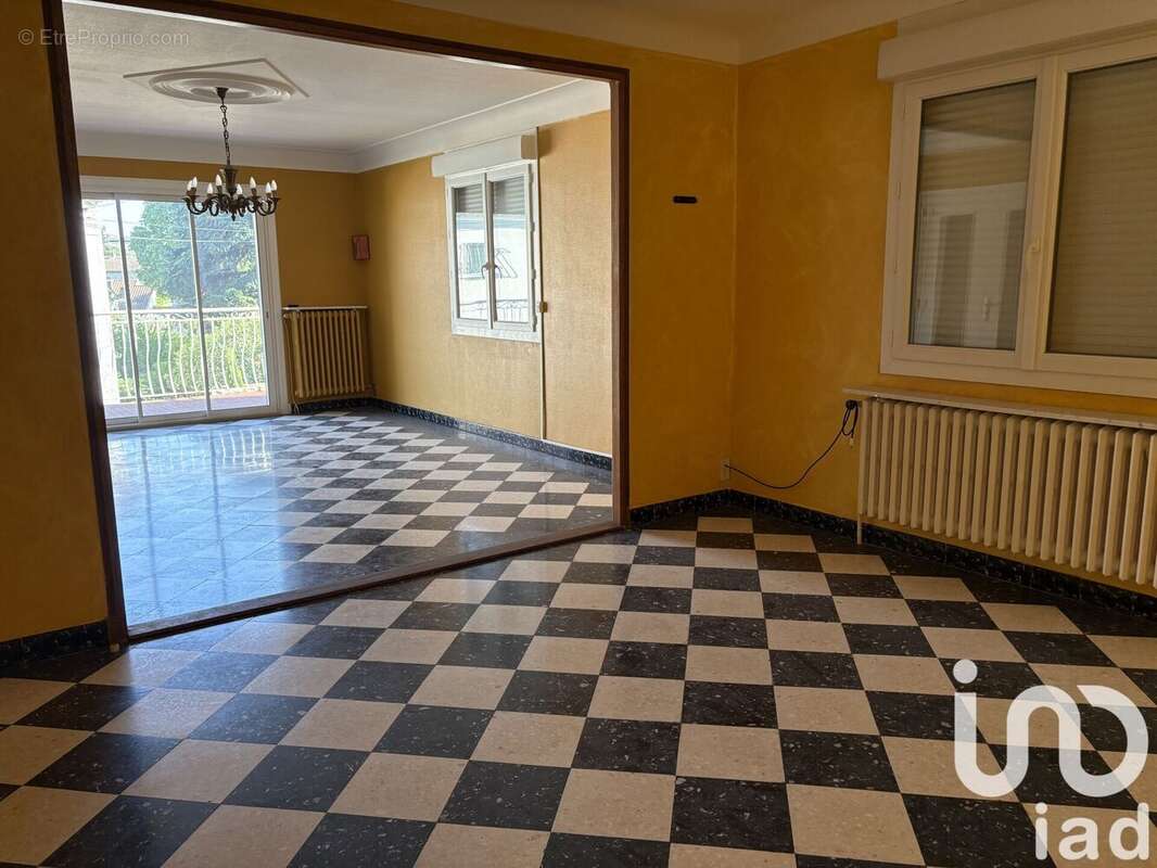 Photo 3 - Maison à SORGUES