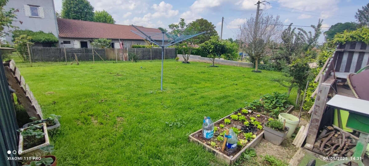 Maison à SAINT-JULIEN-SUR-VEYLE