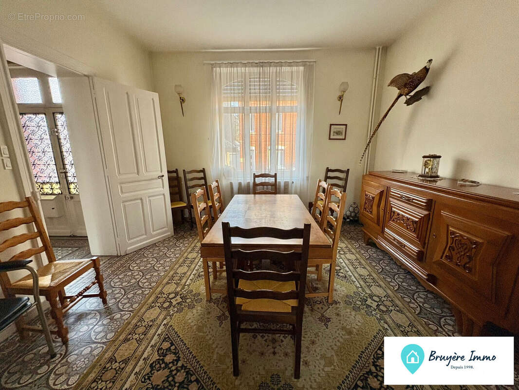 Maison à AULNOYE-AYMERIES