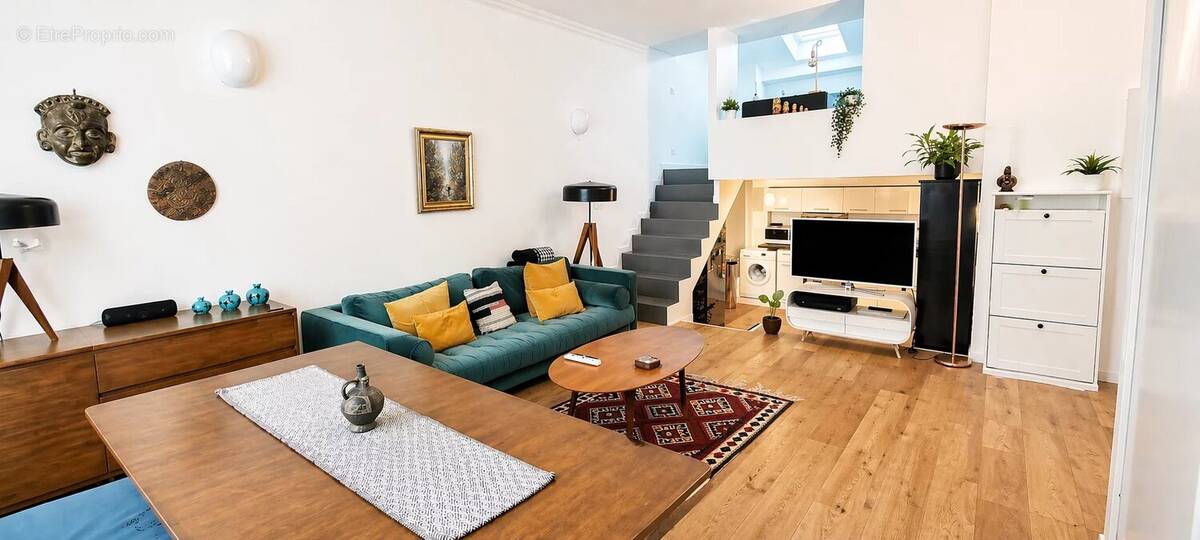 Appartement à PARIS-12E