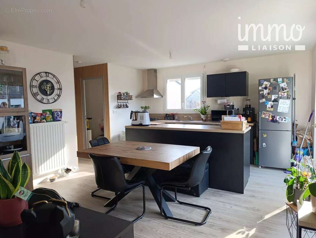 Maison à LA CHAPELLE-BOUEXIC