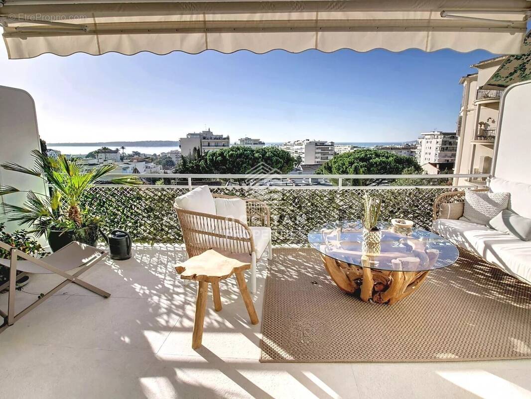 Appartement à CANNES