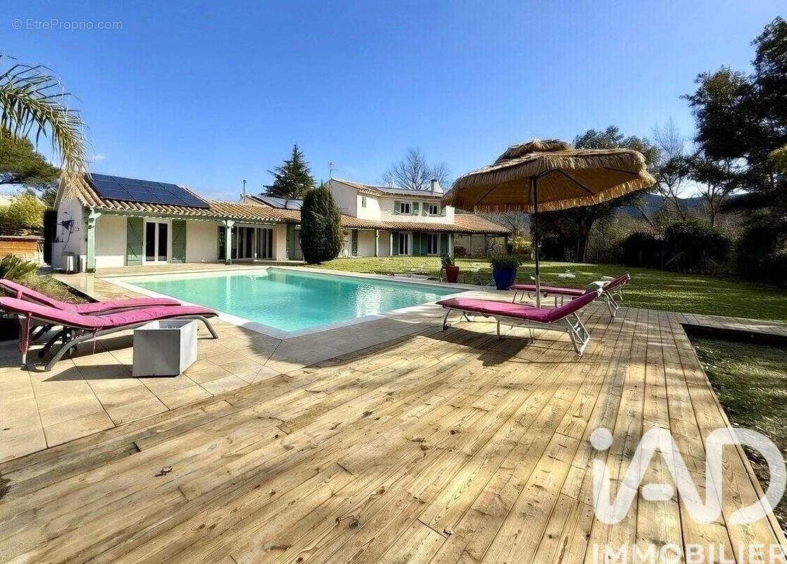 Photo 1 - Maison à MONTESQUIEU-DES-ALBERES