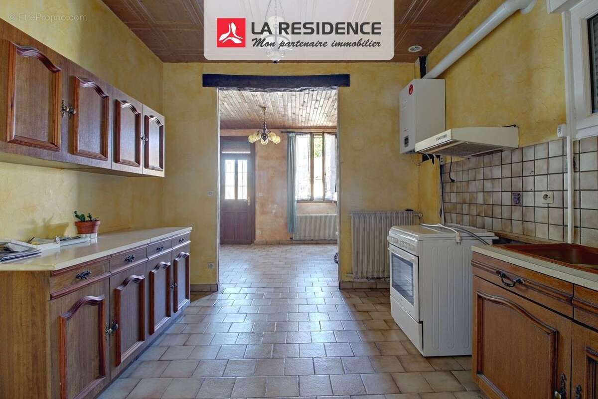 Maison 80 m² à Saint-Etienne-Du-Rouvray  - photo 3