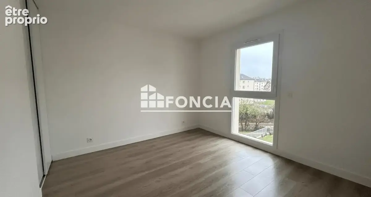 Appartement deux pieces dernier etage - photo 4