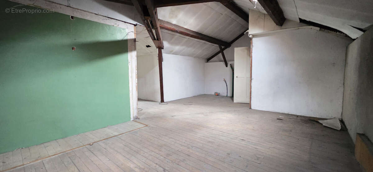 Appartement à BOURGOIN-JALLIEU