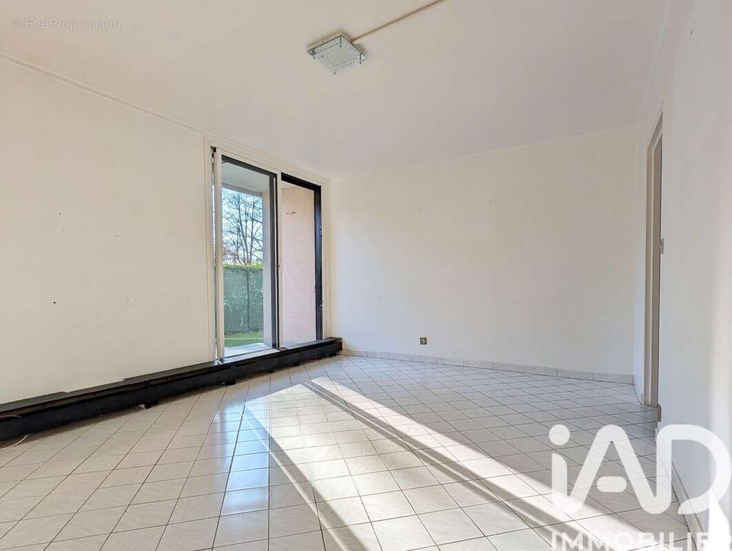 Photo 5 - Appartement à ELANCOURT