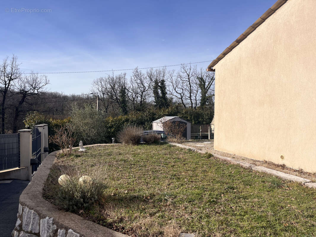 Maison à SAINT-VALLIER-DE-THIEY