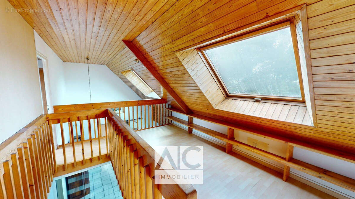 Maison à SAINT-NICOLAS-DU-PELEM