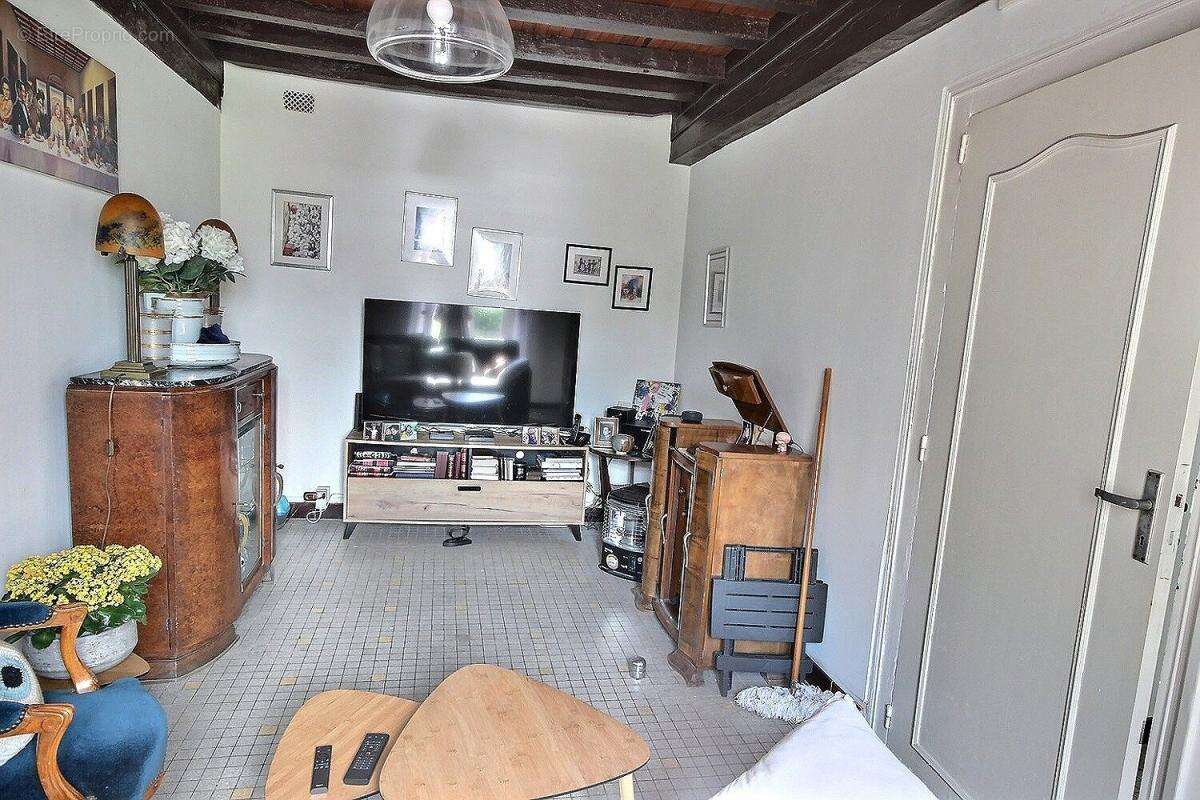 Maison à AUSSEVIELLE